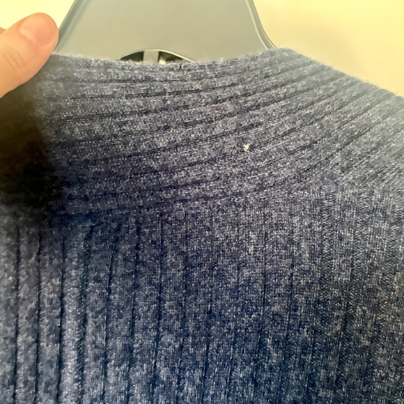 Club Monaco cashmere cardigan, size S - Picture 5 of 5